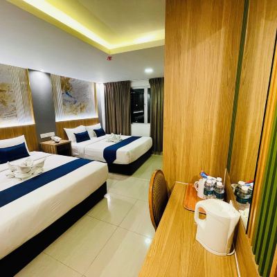 Bilik Deluxe Keluarga Kupon Easy Hotel