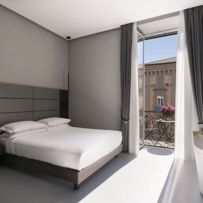 Deluxe Double Room With Balcony And City View The Grey Promo Code