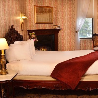 Suite with Bridge View Water Street Inn Promo Code