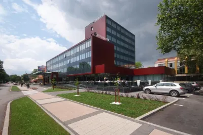 Hotel Park Doboj Отели в г. 