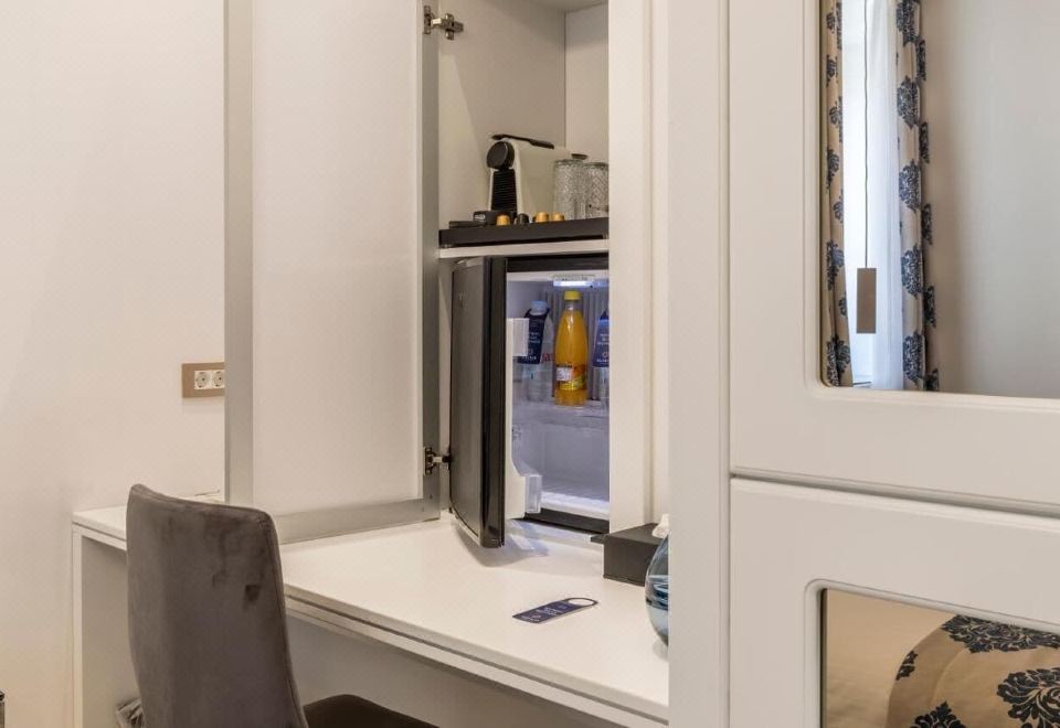 Deluxe Double Room, Courtyard View (Lucija)