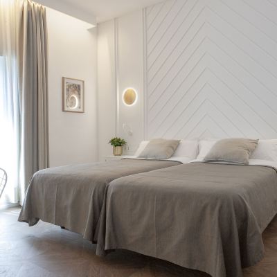 Deluxe Twin Room Gaudi Hotel Promo Code