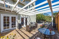 Nantucket Whale Inn, Half Moon Bay