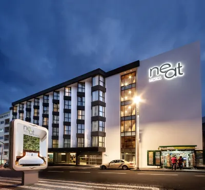 Neat Hotel Avenida Ξενοδοχεία στην πόλη 