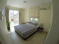 Kato Paphos Suites - 1-Bedroom Apartment. Pool view, WiFi & a/c. Great Location