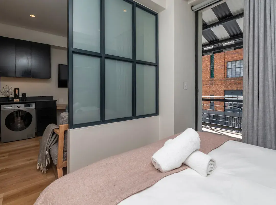 Charming One Bed On Loop Street, Roof Top Views - Cape Town