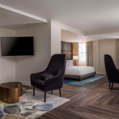Junior King Suite Hotel Deco Promo Code