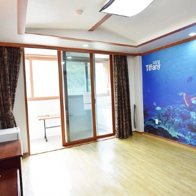 Room 403 (Hill View Family Room) 거제티파니리조텔 쿠폰