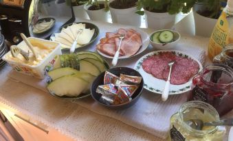 Enångers Bed and Breakfast - Housity