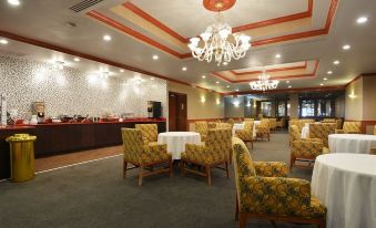 Madison Hotel Boardwalk - Housity