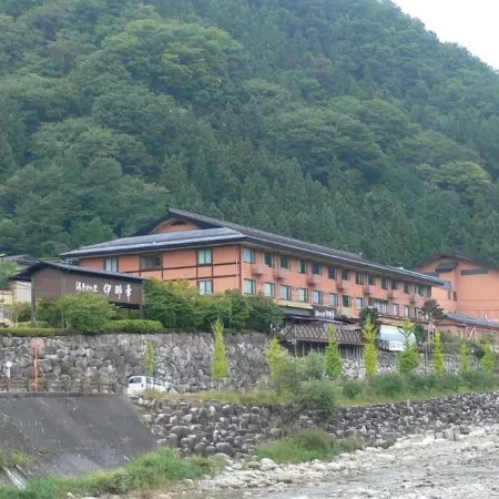 Yuttarino-Sato Inaka