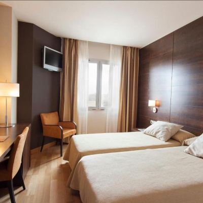 Twin Room Hotel FC Villalba Promo Code