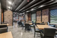 Cobblestone Hotel & Suites - Cullman