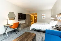 Holiday Inn Express & Suites CHARLOTTESVILLE by IHG Отели в г. 