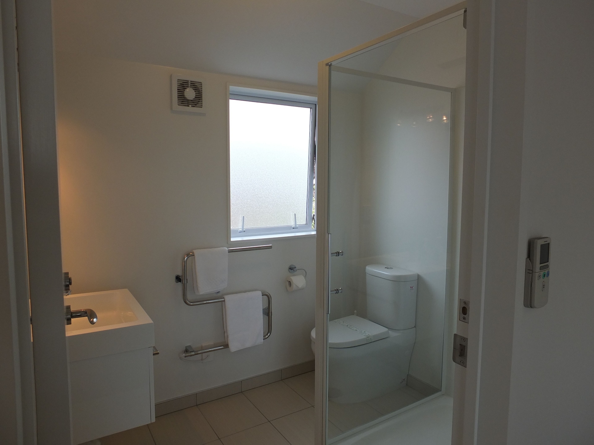 豪华特大床一室房