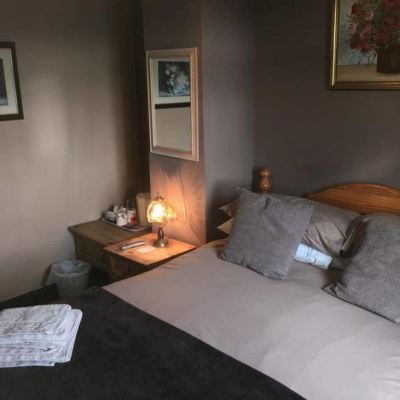 Double Room Ensuite Stone Cottage Promo Code