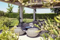 Velipoja Grand Europa Resort - Appartement Luxe privé Hotels in 