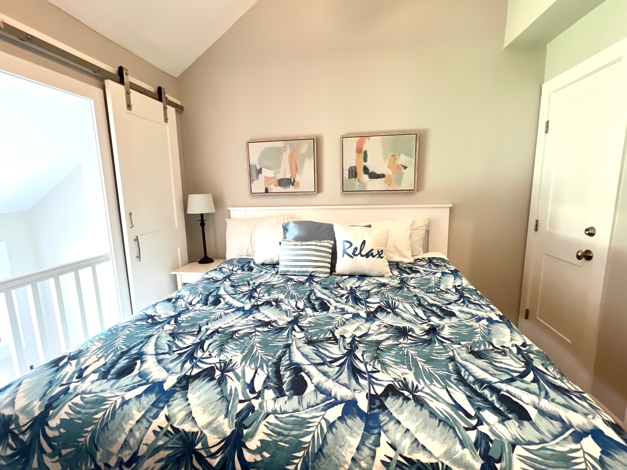 便利设施卡通行权和高尔夫球场景观-迷人岛屿休闲客房