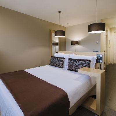 Standard Double Or Twin Room (Parking Included) Pcm Forum Alcalá Promo Code