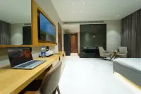 Hotel Millennium