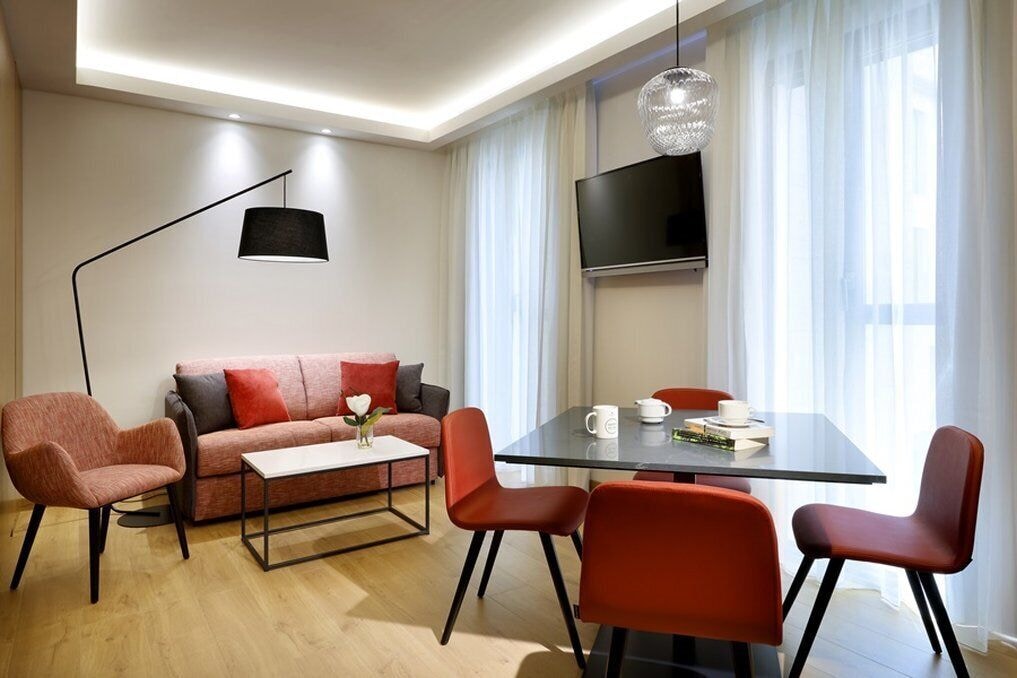 大教堂景小型套房