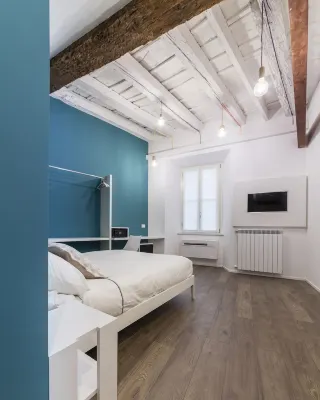 Rumi Rooms