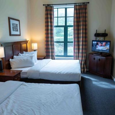 Standard Suite, 2 Bedrooms, Kitchen Mountain Creek Resort Promo Code