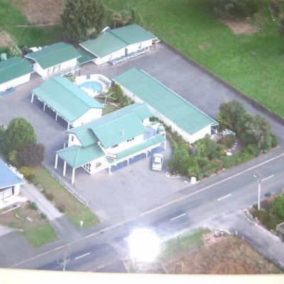 Deluxe Double Room with Extra Bed Mataki Motel Promo Code