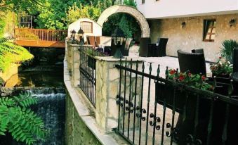 Hotel-Restaurant Kriva Ćuprija - Housity