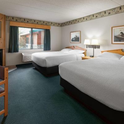 2 Queen Beds, Superior Room, Non-Smoking AmeriVu Inn & Suites Promo Code