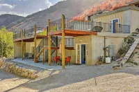 Lava Hot Springs Studio - Walk to Portneuf River! Hotels in 