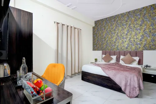The Grand Corporate Inn Near Sector 52 Metro Station