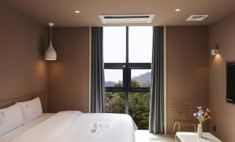 Jinshan Forest the Drive in Hotel - Housity