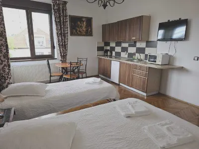 Mozart Studios Hotels in 
