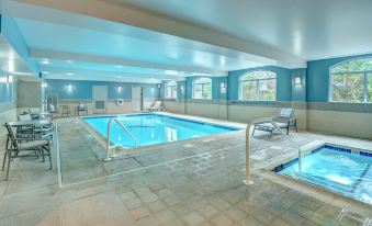 Holiday Inn Express Woodbridge by IHG - Housity