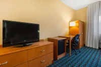 AmericInn by Wyndham St. Cloud MN Shopping Area