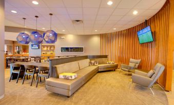 SpringHill Suites Lawrence Downtown