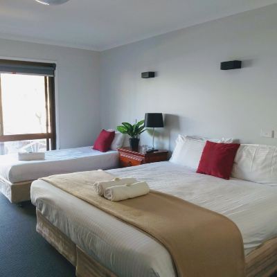 Queen and King Single Room Lake Hume Resort Promo Code
