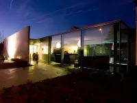 D-Hotel
