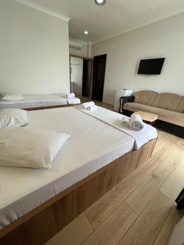 三人房（带浴室）