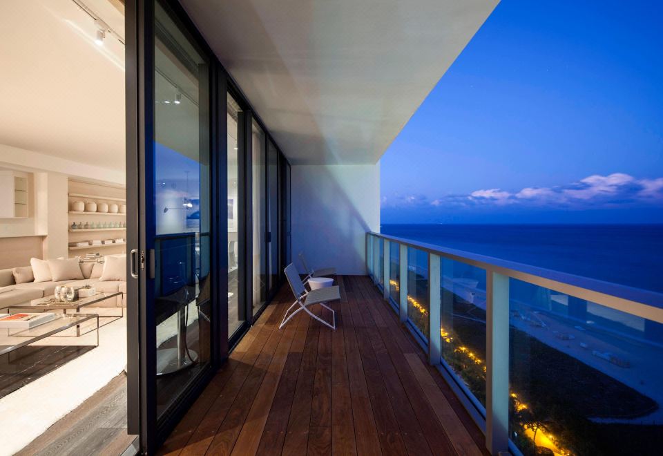 升級版e-Wow，三臥室套房，臥室1: 1張特大床，臥室2：1張特大床，臥室3: 1張特大床