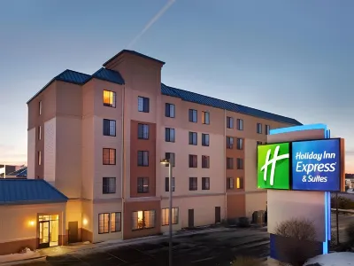 Holiday Inn Express & Suites PROVIDENCE-WOONSOCKET by IHG Отели в г. 