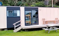 Opunake Beach Holiday Park Hotels in 