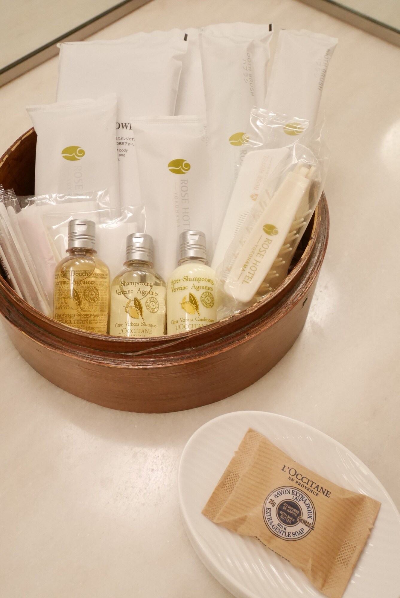 Rose Hotel Yokohama高级双人床房