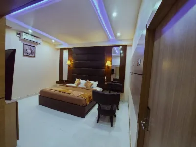 Olympus Hotel & Suites Hotel di 