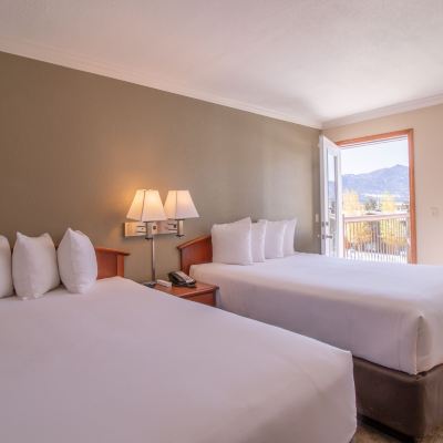 Room, 2 Queen Beds, Balcony, Mountain View Blue Door Inn Promo Code