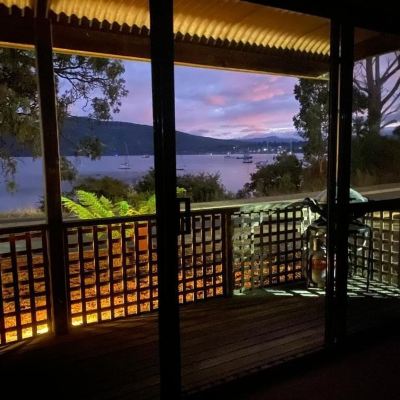 Luxury Studio, 1 Queen Bed, Bay View, Oceanfront Driftwood Cottages Promo Code