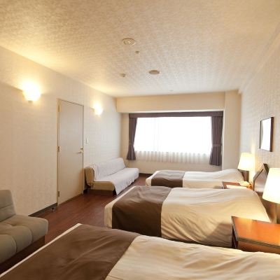 豪華三人間帶梳化床 小樽朝裡Classe飯店優惠