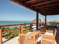 Beach Front Hotel Boutique DK House