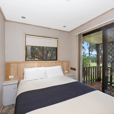 Standard Cabin 5Pax-Bayande Bay Reflections Holiday Parks Grabine Promo Code